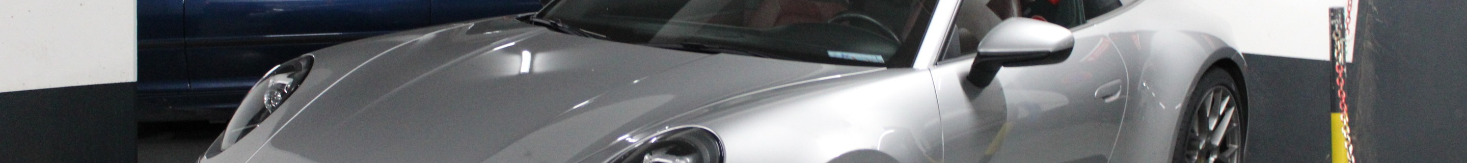 Porsche 992 Carrera 4S MkI