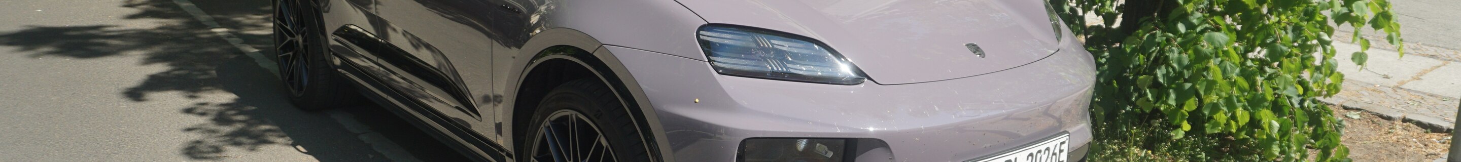 Porsche Macan EV Turbo