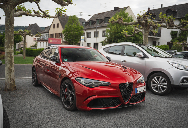 Alfa Romeo Giulia Quadrifoglio 2023