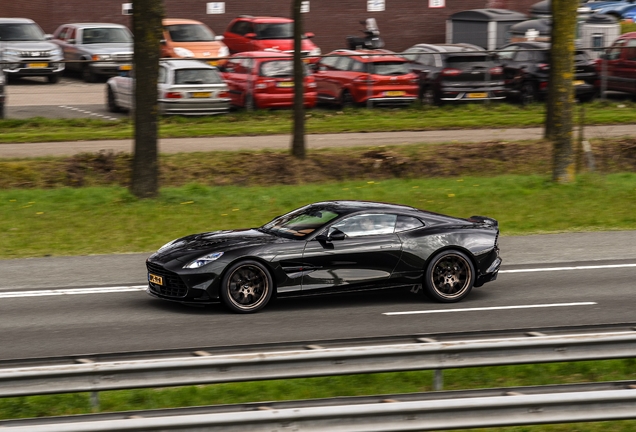 Aston Martin Vanquish 2025