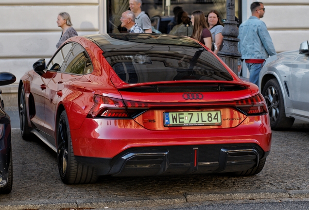 Audi RS E-Tron GT 2025
