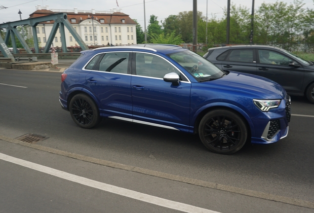 Audi RS Q3 2015