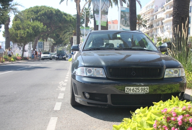 Audi RS4 Avant B5