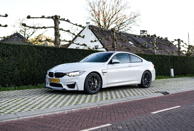 BMW M4 F82 CS