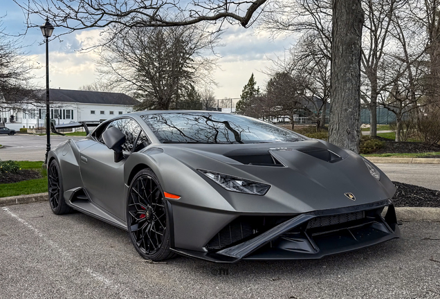 Lamborghini Huracán LP640-2 STO