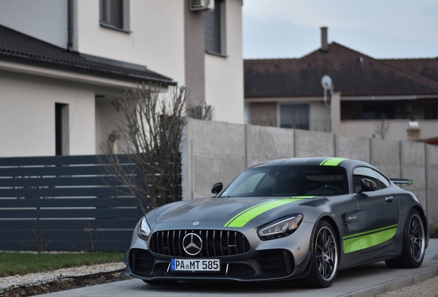 Mercedes-AMG GT R Pro C190