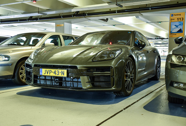 Porsche 972 Panamera Turbo S E-Hybrid