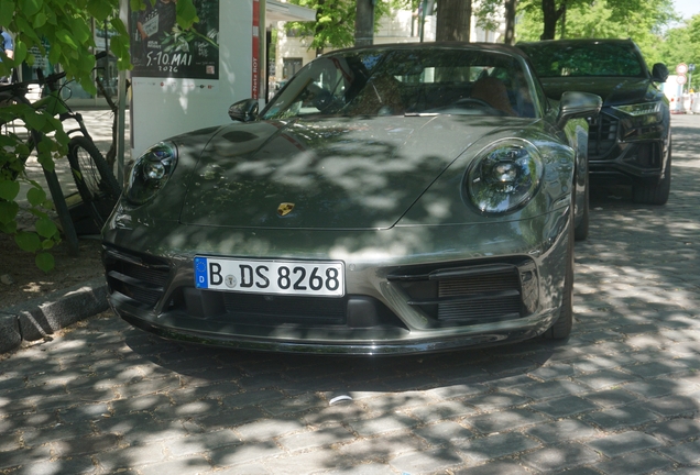 Porsche 992 Carrera 4S Cabriolet MkI