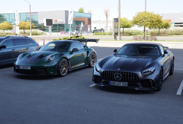 Porsche 992 GT3 RS MkI Weissach Package