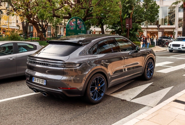 Porsche Cayenne Coupé Turbo E-Hybrid
