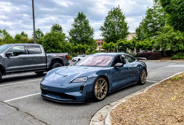 Porsche Taycan Turbo GT Weissach Package