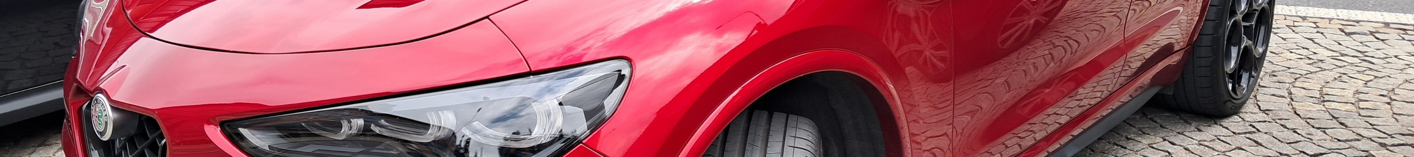 Alfa Romeo Stelvio Quadrifoglio 2023