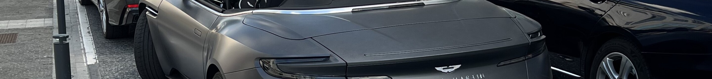 Aston Martin DB11 V8 Volante