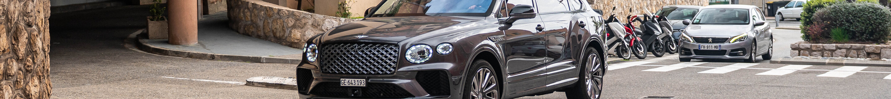 Bentley Bentayga EWB Mulliner