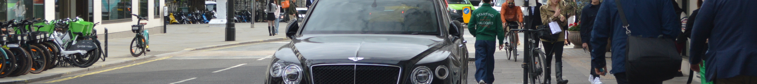 Bentley Bentayga V8