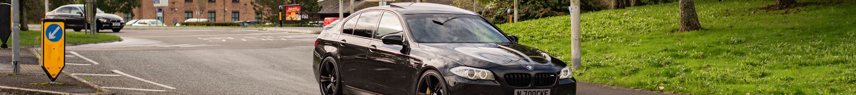 BMW M5 F10 2011