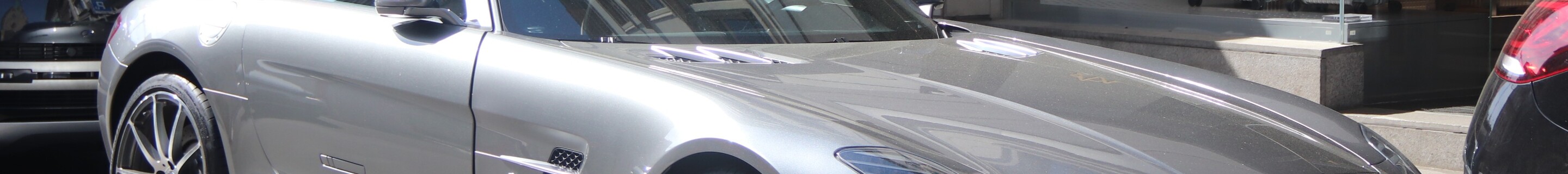 Mercedes-Benz SLS AMG