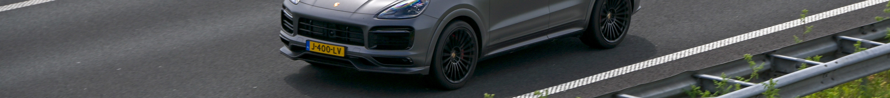 Porsche 9YA Cayenne GTS MkI