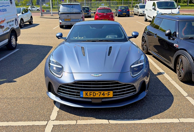 Aston Martin DB12
