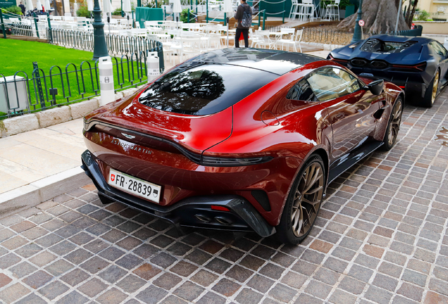 Aston Martin Vantage 2024