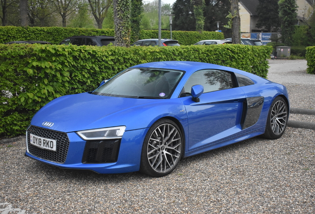 Audi R8 V10 2015