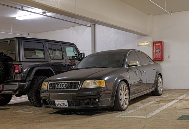 Audi RS6 Sedan C5