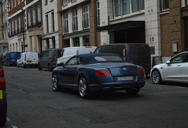 Bentley Continental GTC 2012