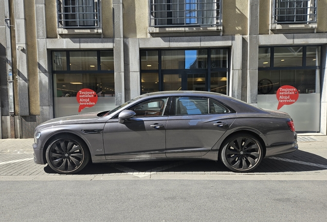 Bentley Flying Spur Azure 2025