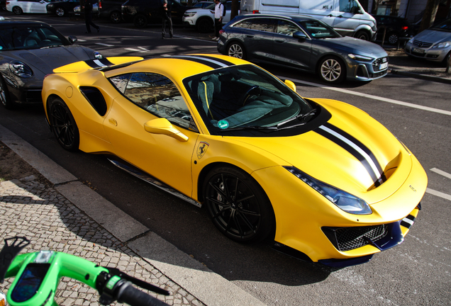 Ferrari 488 Pista