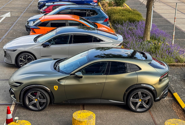 Ferrari Purosangue