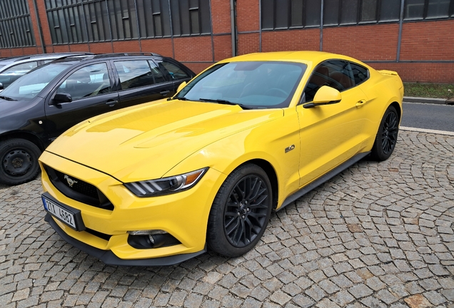 Ford Mustang GT 2015