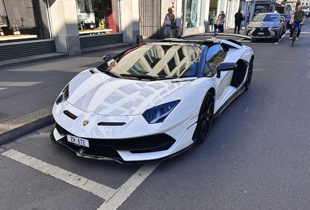 Lamborghini Aventador LP770-4 SVJ Roadster