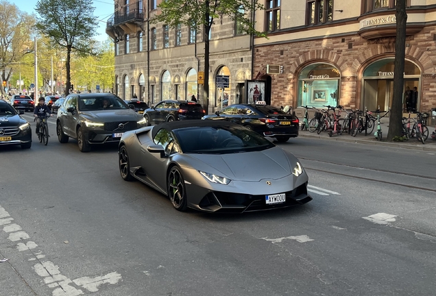 Lamborghini Huracán LP640-4 EVO Spyder