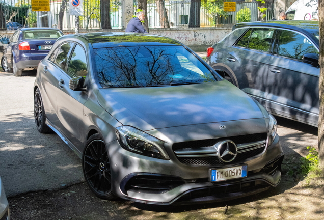 Mercedes-AMG A 45 W176 2015