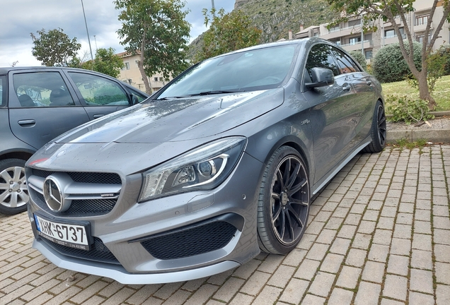 Mercedes-Benz CLA 45 AMG C117