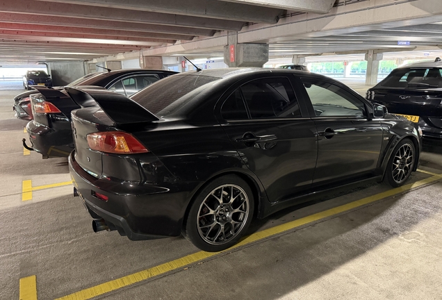 Mitsubishi Lancer Evolution X MR