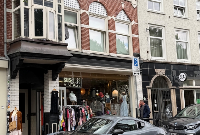 Porsche 718 Cayman GT4 RS Weissach Package