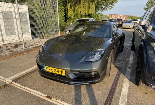 Porsche 718 Cayman GTS 4.0