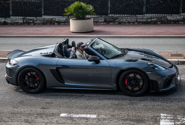 Porsche 718 Spyder RS Weissach Package