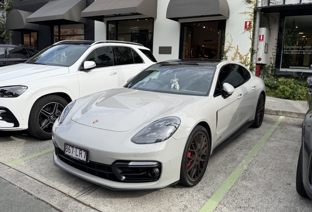 Porsche 971 Panamera GTS MkI