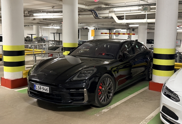 Porsche 972 Panamera Turbo E-Hybrid