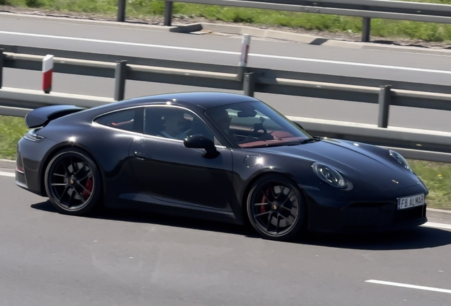 Porsche 992 Carrera 4 GTS MkII