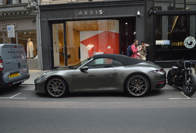 Porsche 992 Carrera 4S Cabriolet MkI