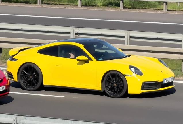 Porsche 992 Carrera 4S MkI
