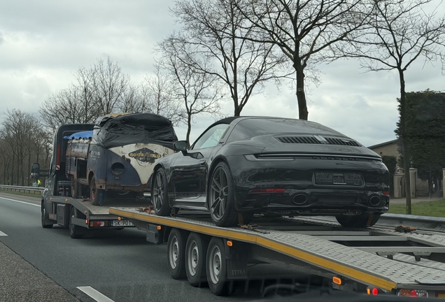 Porsche 992 Targa 4S MkI Heritage Design Edition