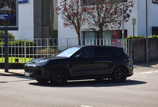 Porsche 9YA Cayenne Turbo E-Hybrid