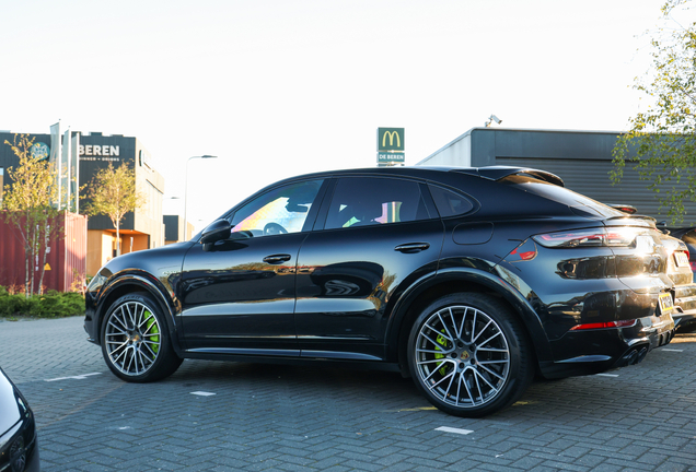 Porsche Cayenne Coupé Turbo S E-Hybrid