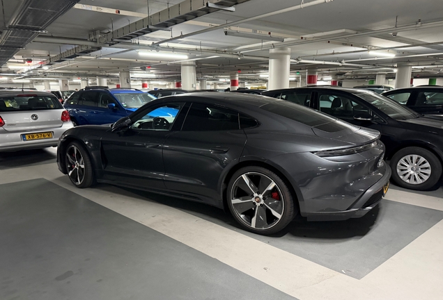 Porsche Taycan Turbo MkI