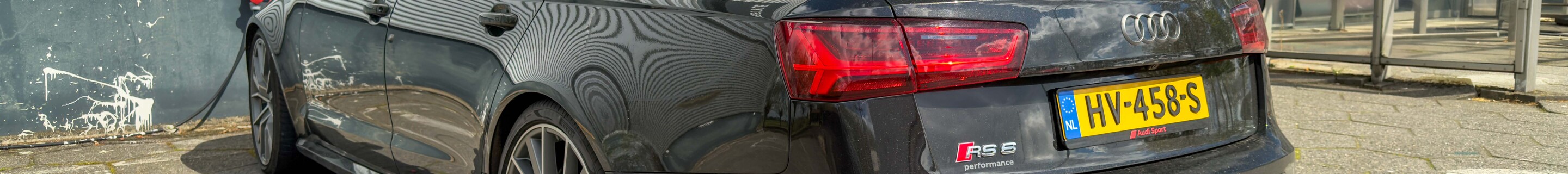 Audi RS6 Avant C7 2015