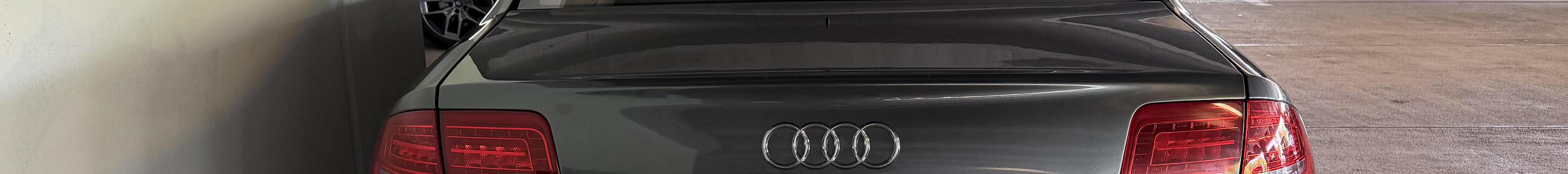 Audi S8 D3